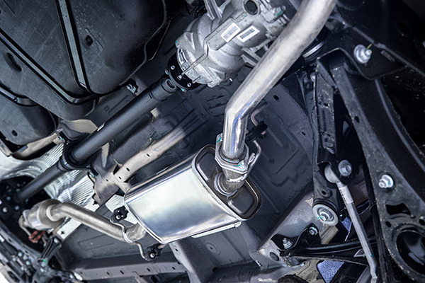 What Causes an Exhaust Flex Pipe to Crack or Start Leaking?